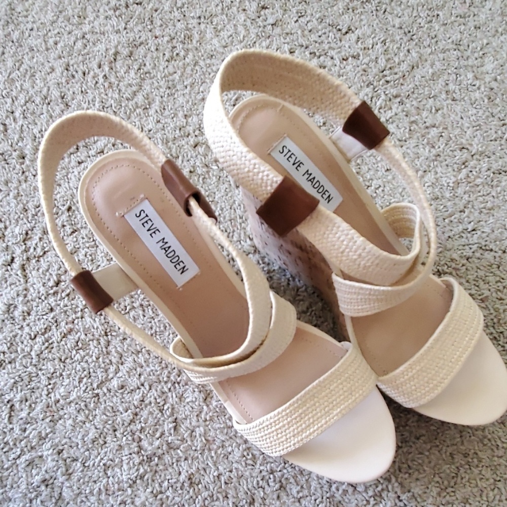 Steve madden elika wedges